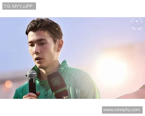 各国足球明星整容背后的秘密与争议探讨