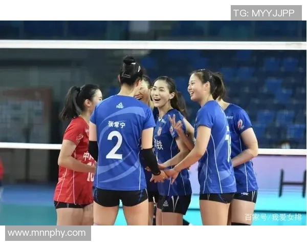 南京排球队与广州排球队的较量分析与战术复盘